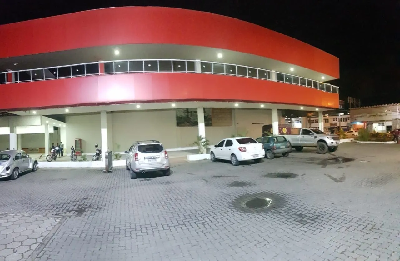 Imagem Comercial para Locação 200 Vagas, 15000M², Campo do Galvão, Guaratinguetá - SP | DIP CONVENIÊNCIA &amp; CIA