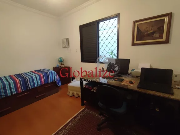 Imagem CASA SOBREPOSTA BAIXA 03 DORMITÓRIOS 01 SUÍTE VAGA PARA 02 CARROS E ÁREA GOURMET NO EMBARÉ R$ 1.120.000,00