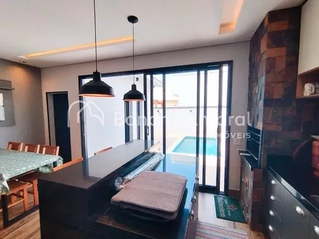 Imagem Casa de Condomínio com 3 Quartos e 5 banheiros à Venda, 185m² por R$ 1.590.000