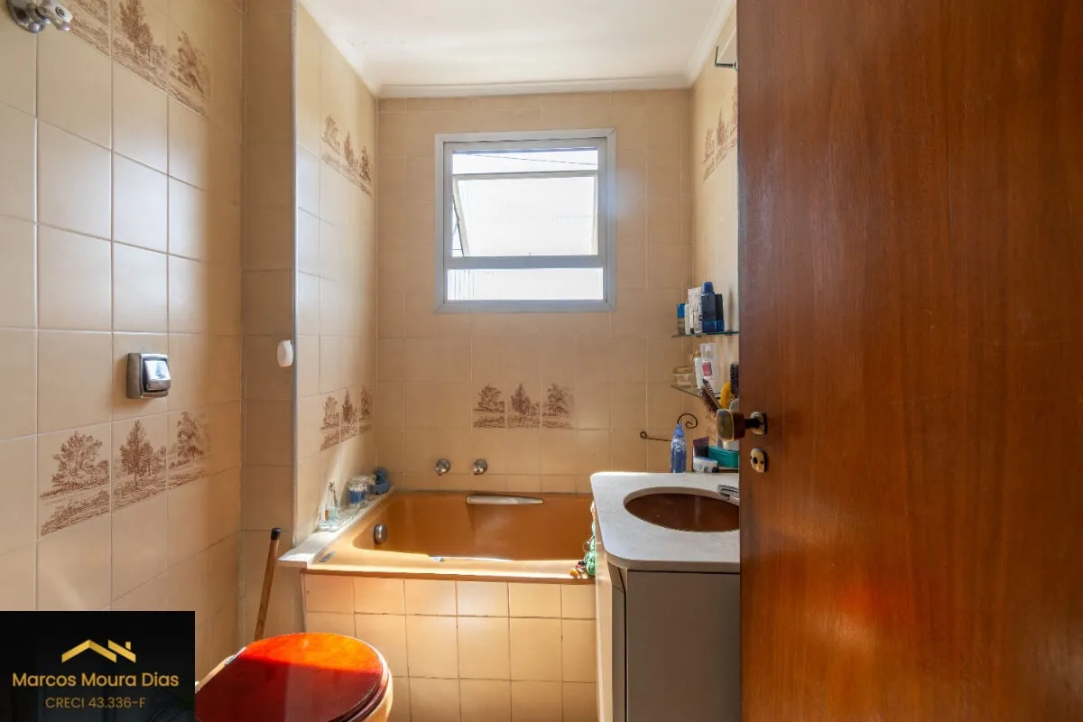 Imagem Apartamento com 94 m², 2 Dorm ( 1 suíte), Varanda, 1 Vaga , Edifício com Churrasqueira