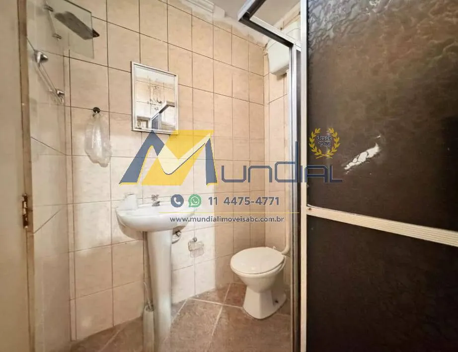 Imagem Casa para Alugar com 55mts, quintal no Jardim Rina