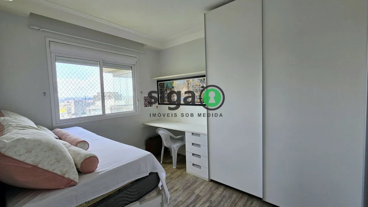 Imagem Apartamento alto padrão de 223 m2 para locação, mobiliado, com 4 quartos e 4 vagas na Vila Andrade
