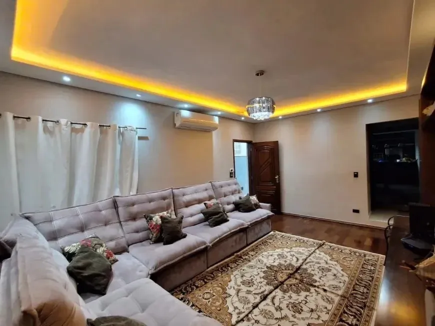 Imagem Casa para Venda em São Paulo, Parque Ipê, 3 dormitórios, 1 suíte, 2 banheiros, 2 vagas