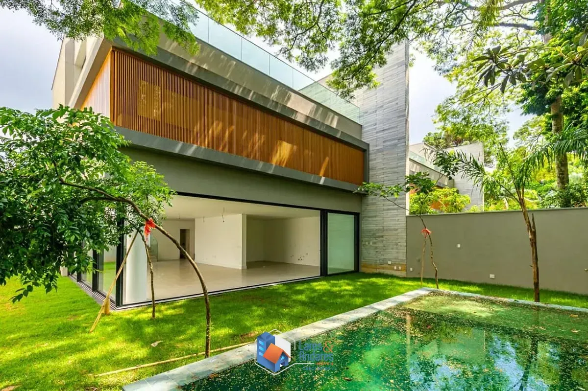 Imagem Casa em condomínio para venda em Brooklin com 3 quartos, sendo 3 suítes, 620m²