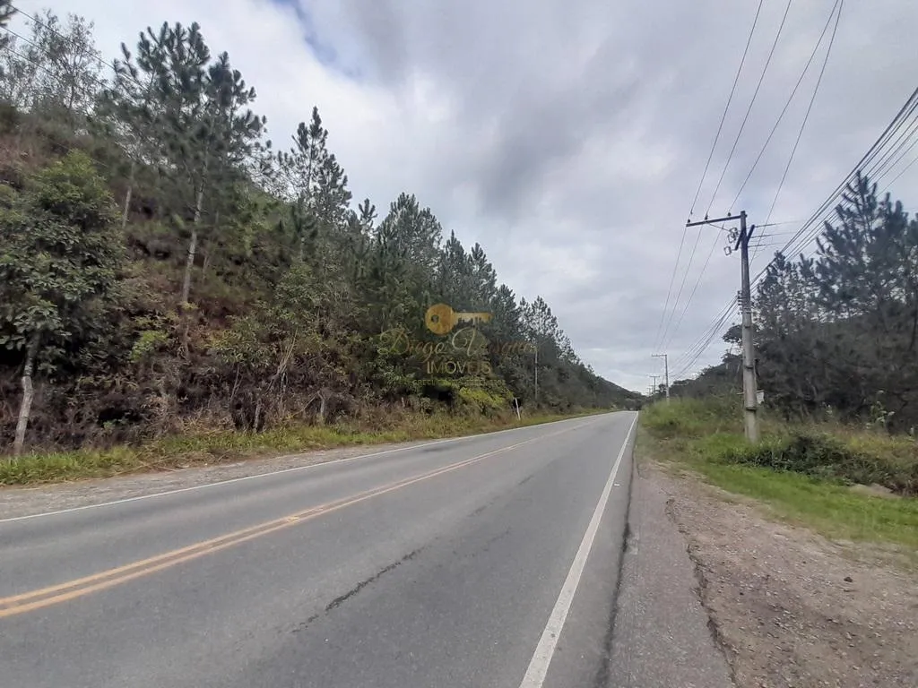 Imagem Terreno para Venda em Teresópolis / RJ no bairro Albuquerque