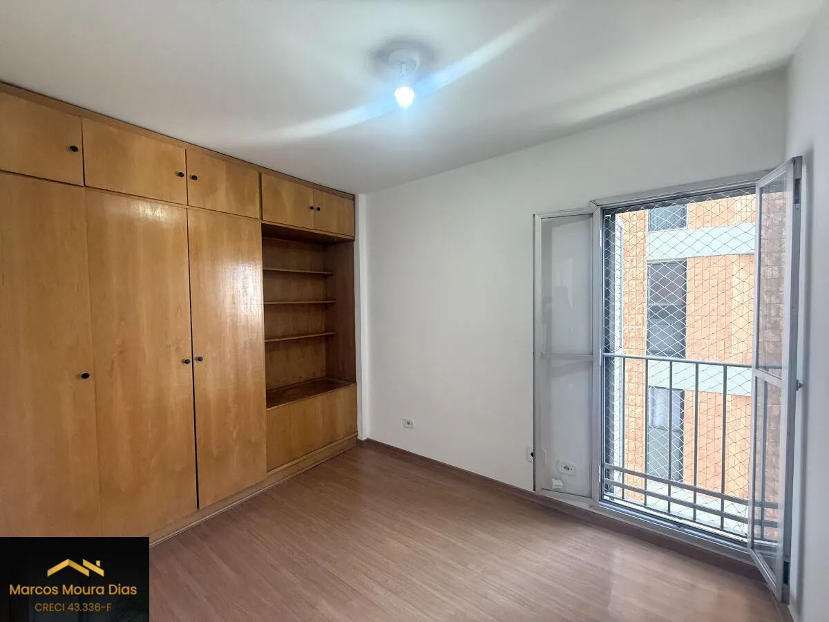 Imagem Apartamento com Portaria 24 hs e Gerador em Perdizes com 3 Dormitórios