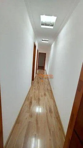 Imagem Sobrado com 3 dormitórios à venda, 250 m² por R$ 1.200.000,00 - Cidade Soberana - Guarulhos/SP