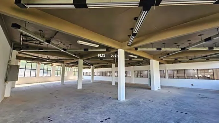 Imagem Galpão com 3.647m² para venda na Barra Funda.