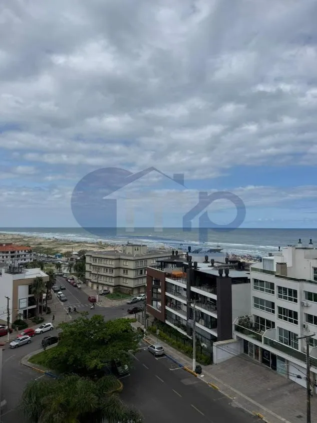 Imagem Apartamento á venda com 1 dormitório no centro de Torres/RS