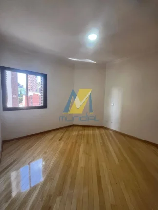 Imagem Morar no coração do Bairro Jardim com estrutura de clube. Reformado 100%.