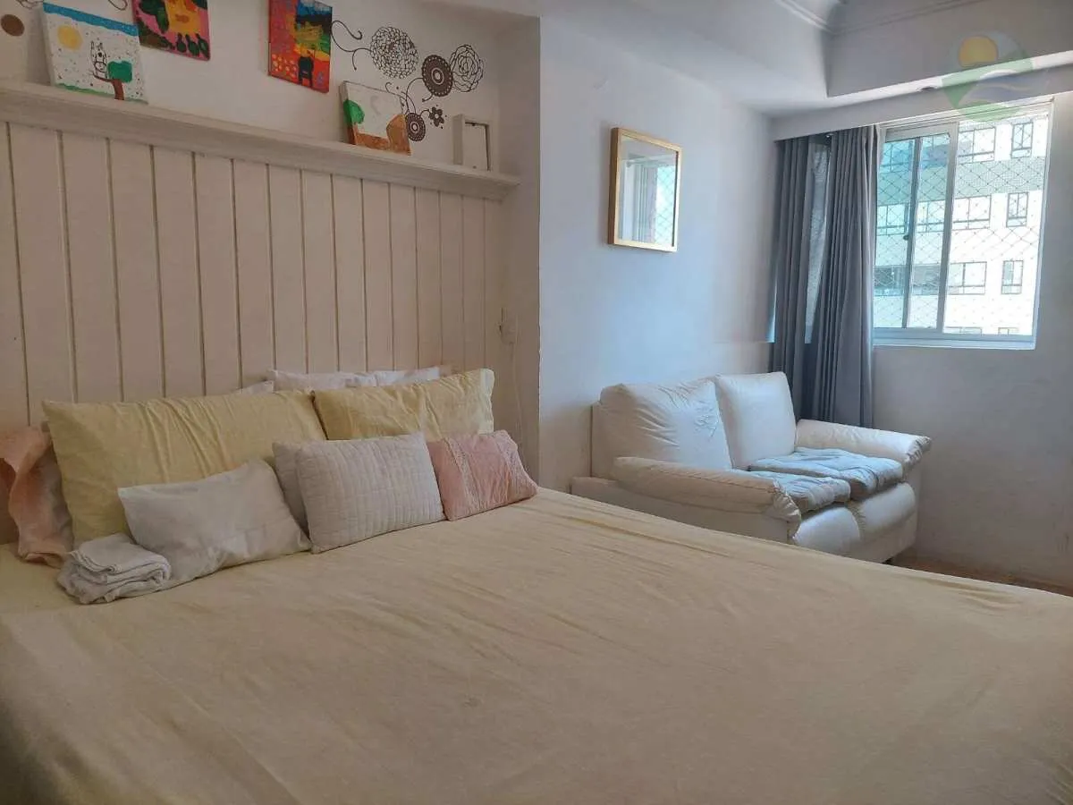 Imagem Apartamento com 3 quartos, andar alto, calçadão de Piedade, em Jaboatão dos Guararapes.
