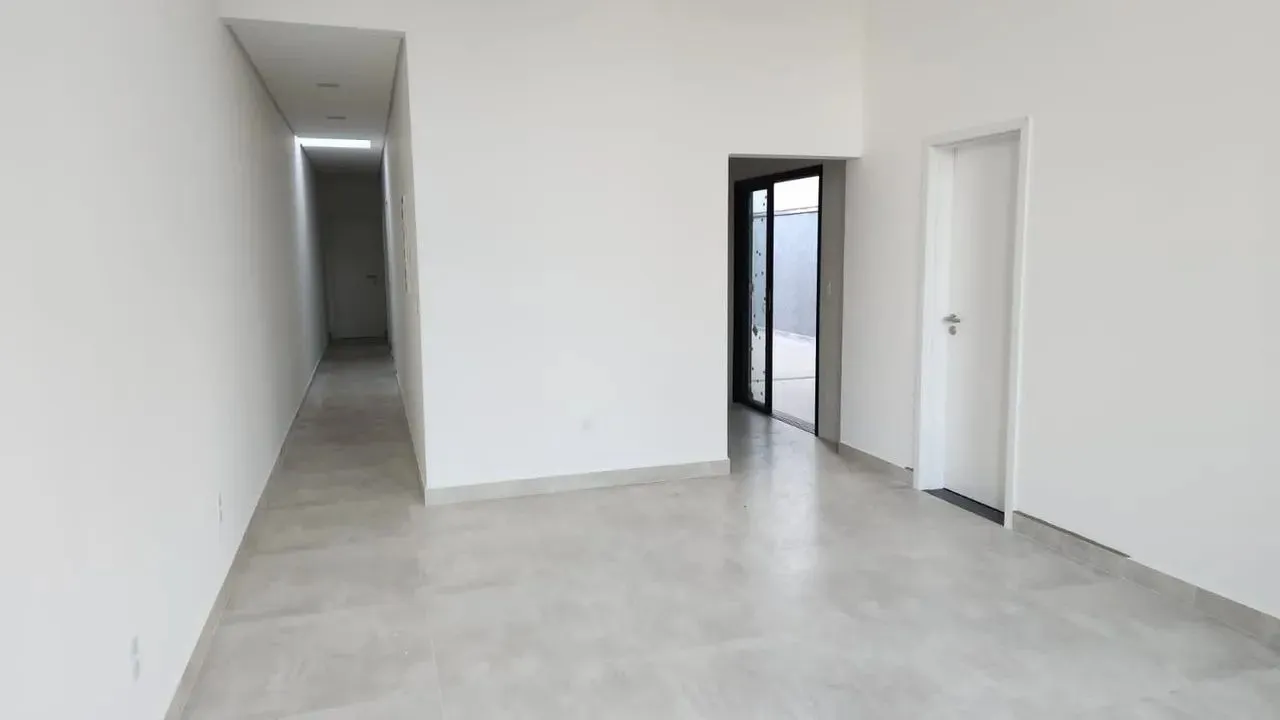 Imagem Imperdível! Casa em condomínio à venda em Sorocaba-SP, bairro Wanel Ville, 3 quartos, 3 suítes, 1 sala, 4 banheiros, 2 vagas, 132m².