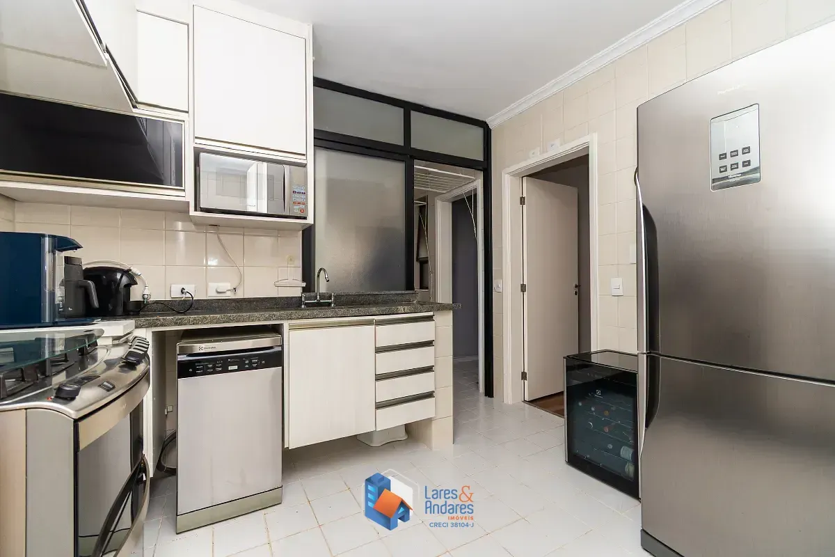Imagem Apartamento para venda em Moema com 3 quartos, sendo 1 suíte, 90m²