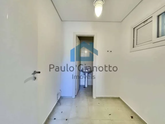 Imagem Casa Alto Padrão Condomínio Fechado na Granja Viana