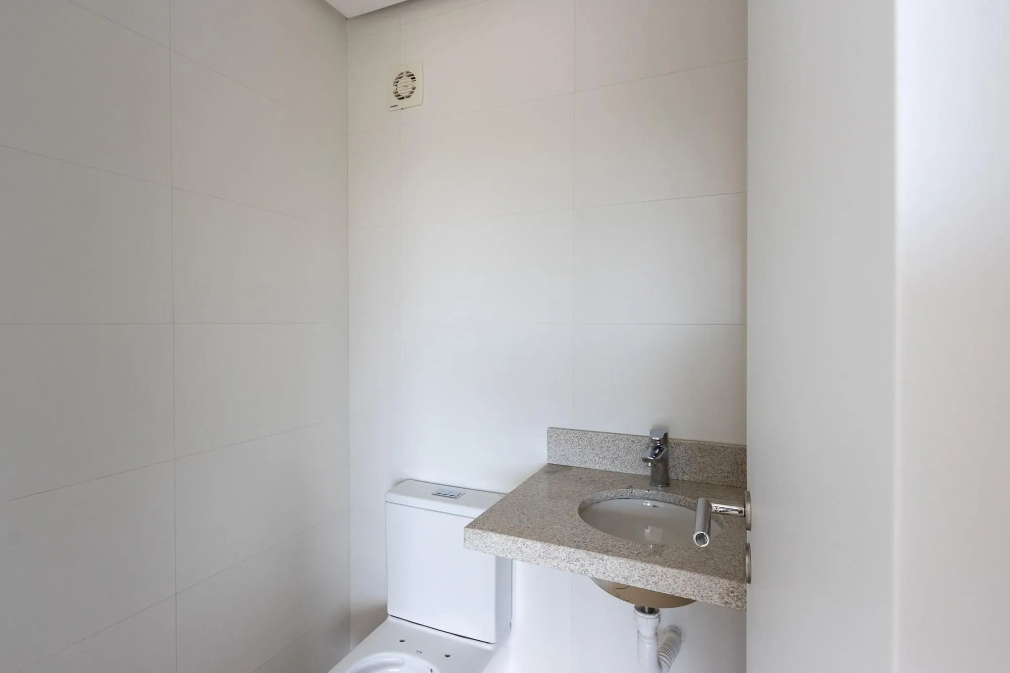 Imagem Apartamento de 3 dormitórios, 3 suítes, e 4 vagas, no bairro Jardim Lindoia