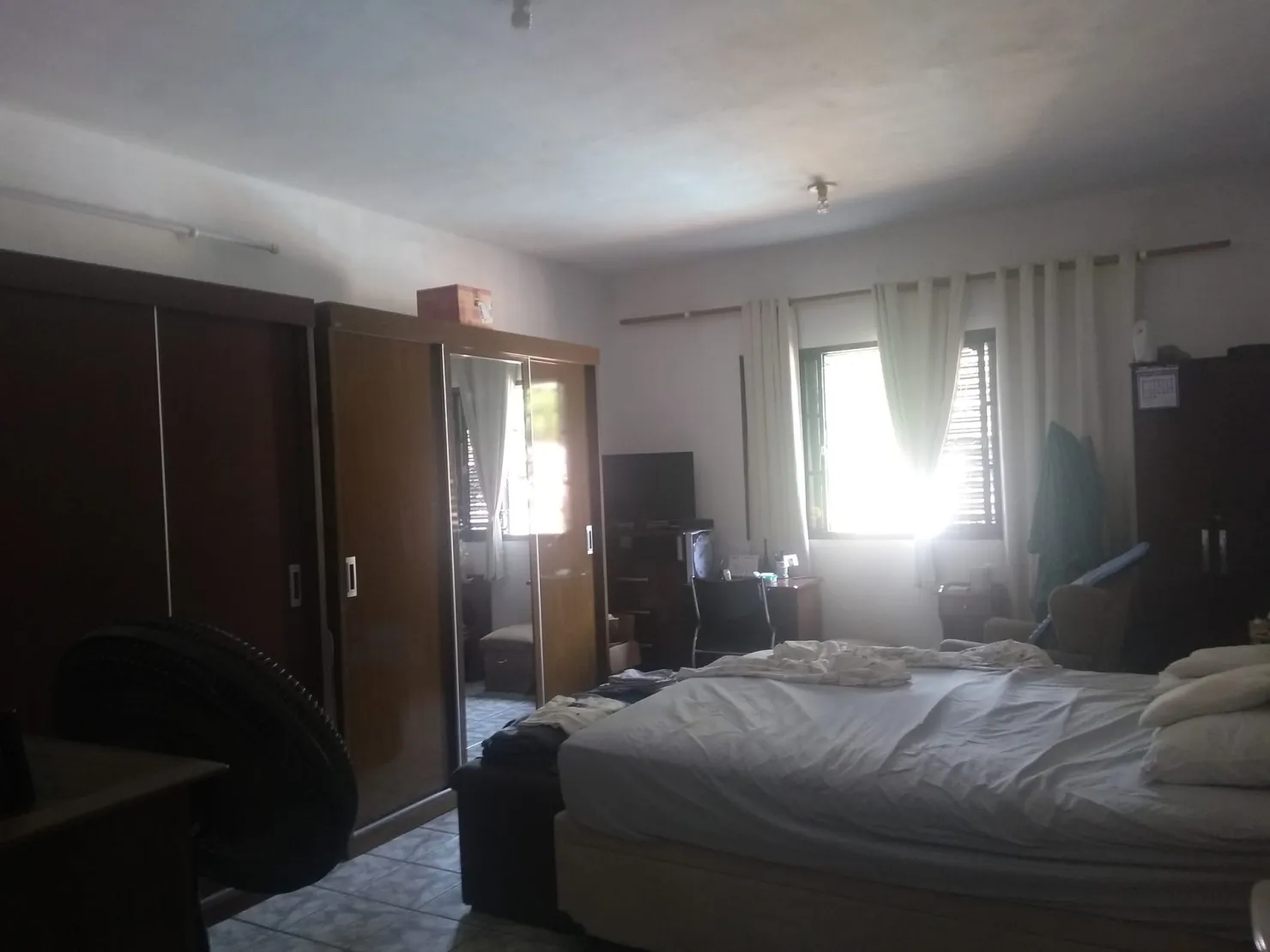 Imagem Chácara à venda 3 Quartos, 3 Suites, 5 Vagas, 1700M², Vila Santa Fé, Taubaté - SP