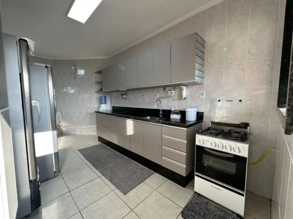 Imagem APARTAMENTO COM 133,00 m² - CANTO DO FORTE - PRAIA GRANDE SP