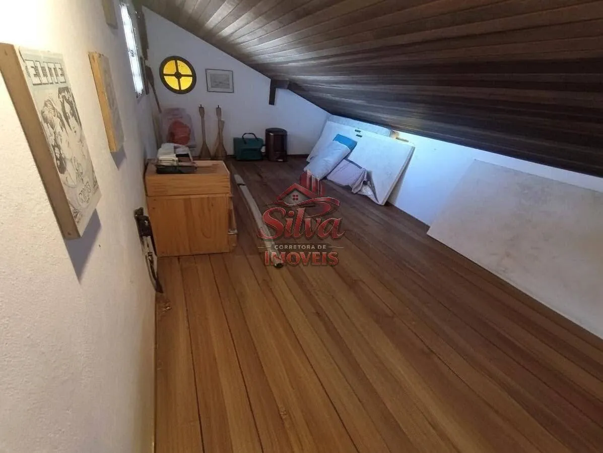 Imagem C805 | Casa à venda com piscina a 350m do mar