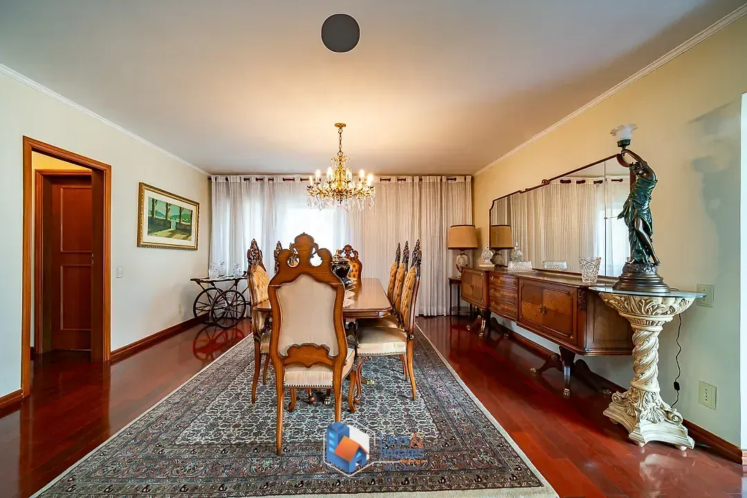 Imagem Apartamento para venda em Jardim Paulista com 4 quartos, sendo 1 suíte, 215m²