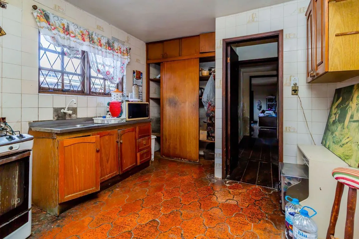 Imagem Casa de 3 dormitórios no Bairro Vila Jardim - Porto Alegre