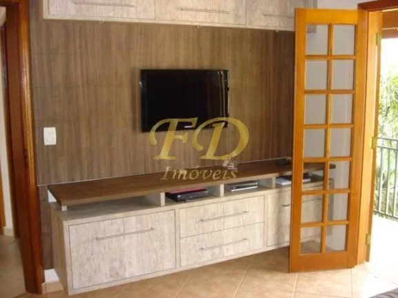 Imagem Casa com Piscina a Venda em Atibaia