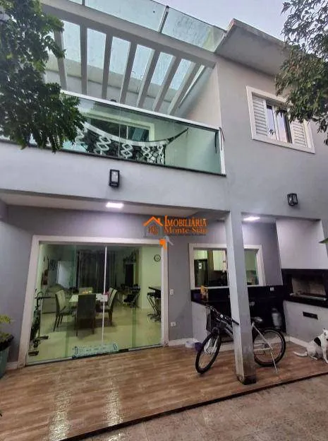 Imagem Sobrado com 3 dormitórios à venda, 175 m² por R$ 850.000 - Parque Industrial Cumbica - Guarulhos/SP