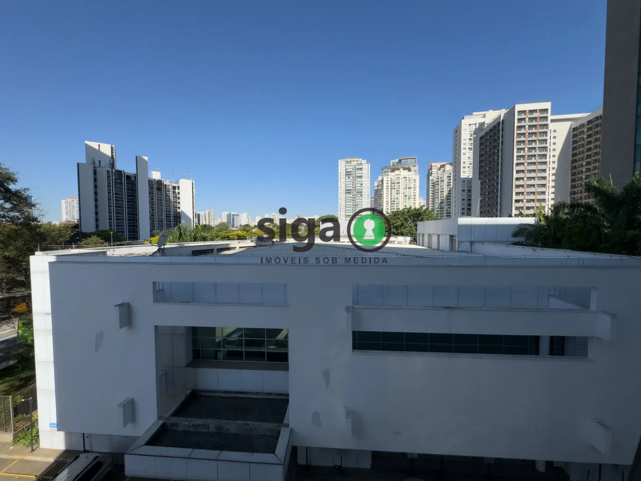 Imagem Sala Comercial e 6 banheiros para Locação, 457 m² por 25.000