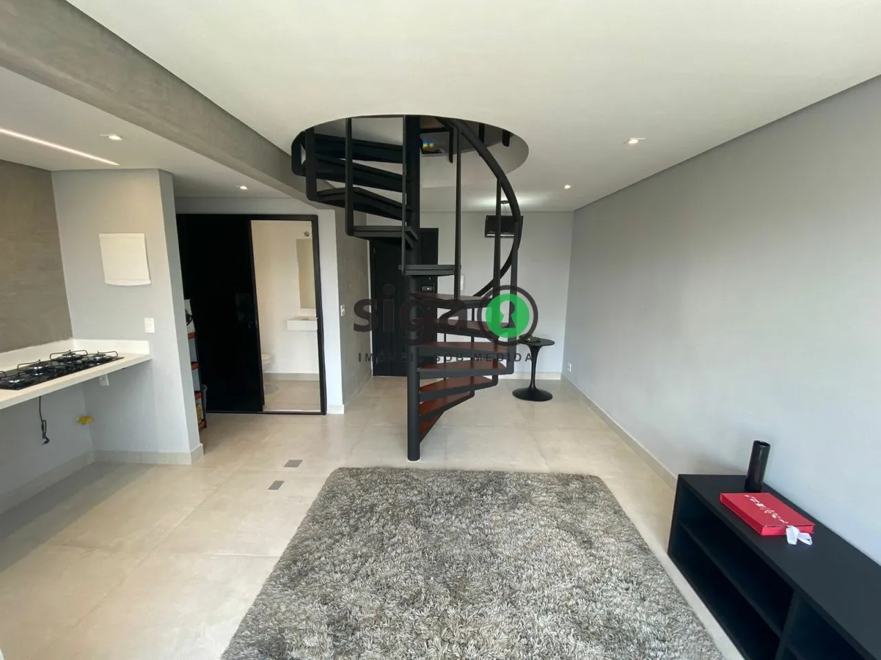 Imagem Cobertura Tríplex 2 Quartos com 2 Suítes, 1 vaga de garagem, 77m², para venda e locação