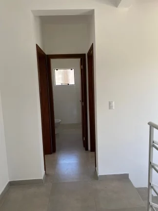 Imagem Encantadora Casa de 3 Quartos em Areias de Palhocinha, Garopaba-SC, Próxima ao Centro!