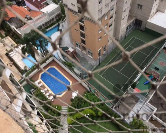 Imagem Apartamento reformado em Perdizes, andar alto com 4 quartos ( 1 suíte ) e 2 vagas, 132m².