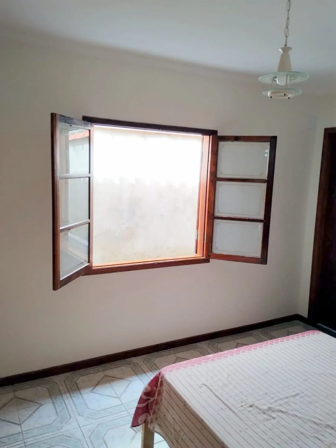 Imagem Casa à venda 3 Quartos, 1 Suite, 1 Vaga, 94M², Parque Santa Clara, Guaratinguetá - SP