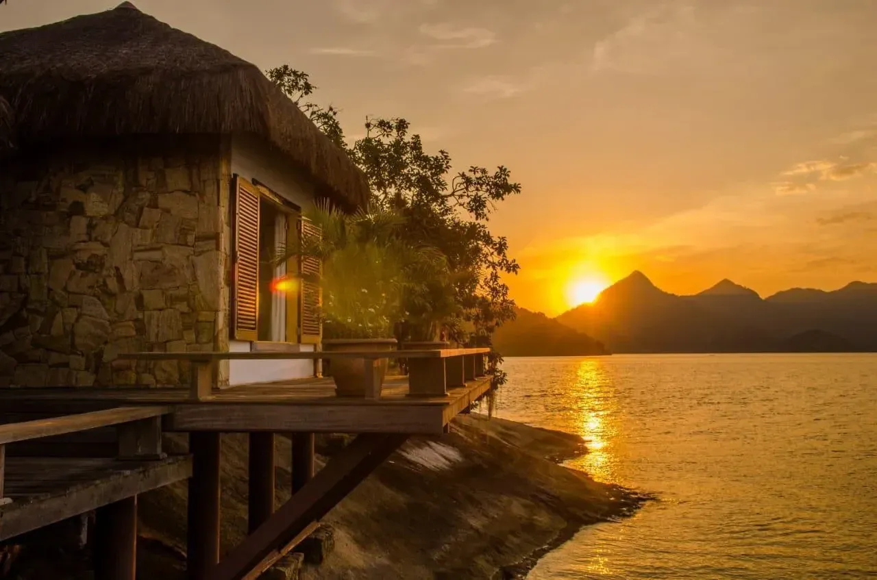Imagem Terreno à Venda, 62500 metros em Ilha a Venda - Paraty