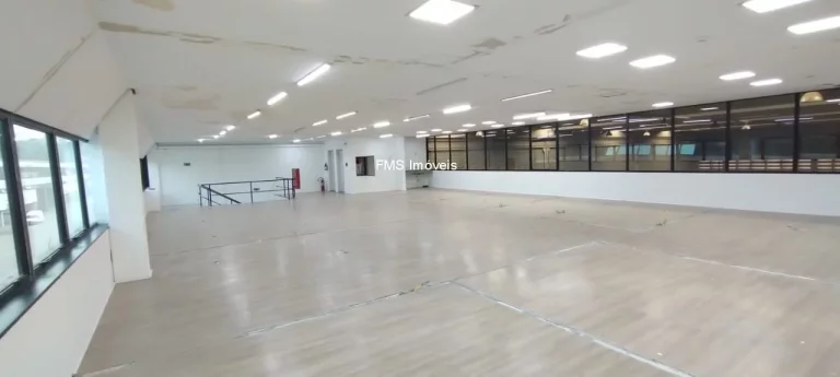 Imagem Galpão com 1614m2 na vila Anastácio/SP