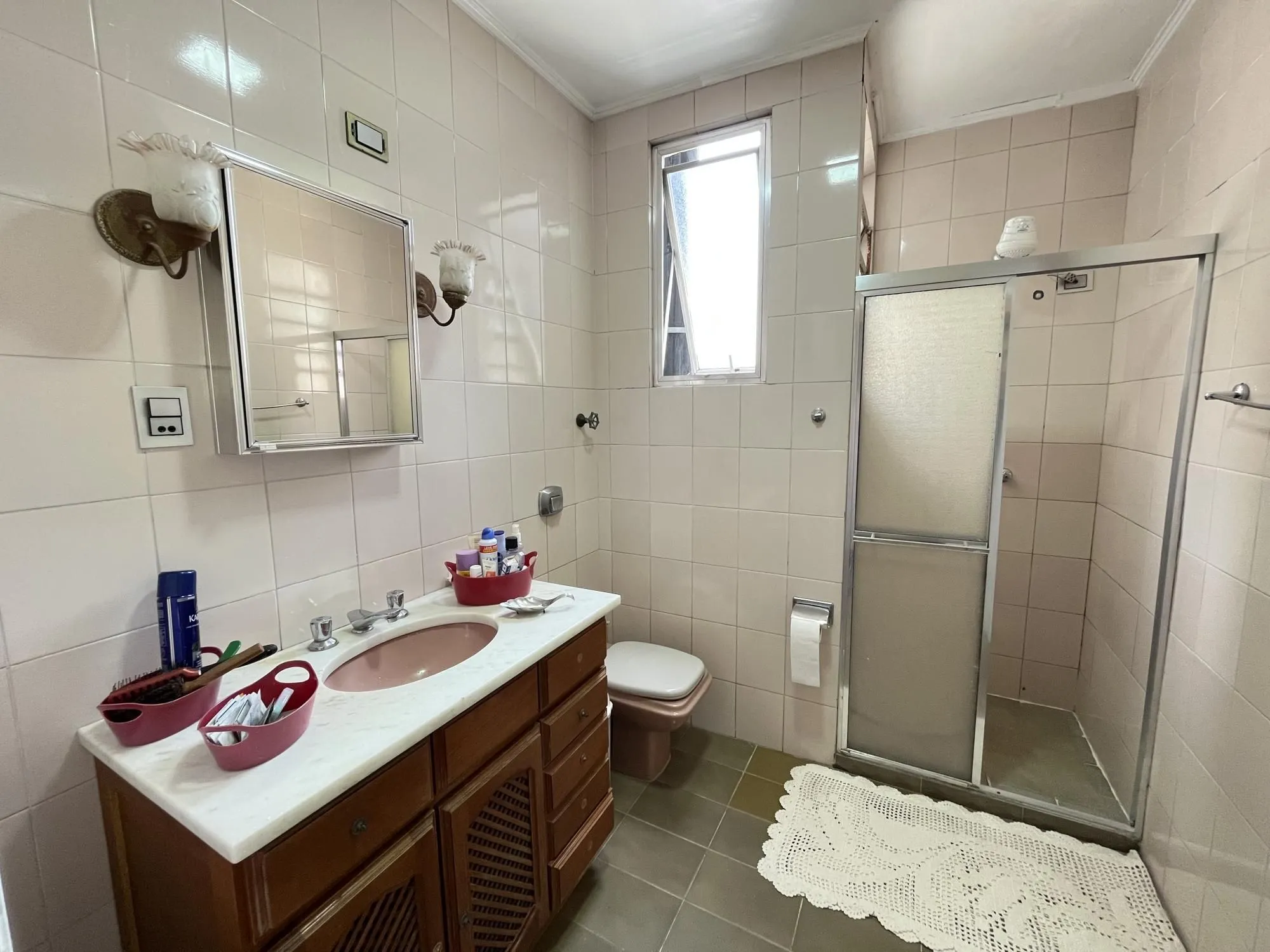 Imagem Apartamento de 3 quartos com dependência de empregada bairro Moinhos de Vento