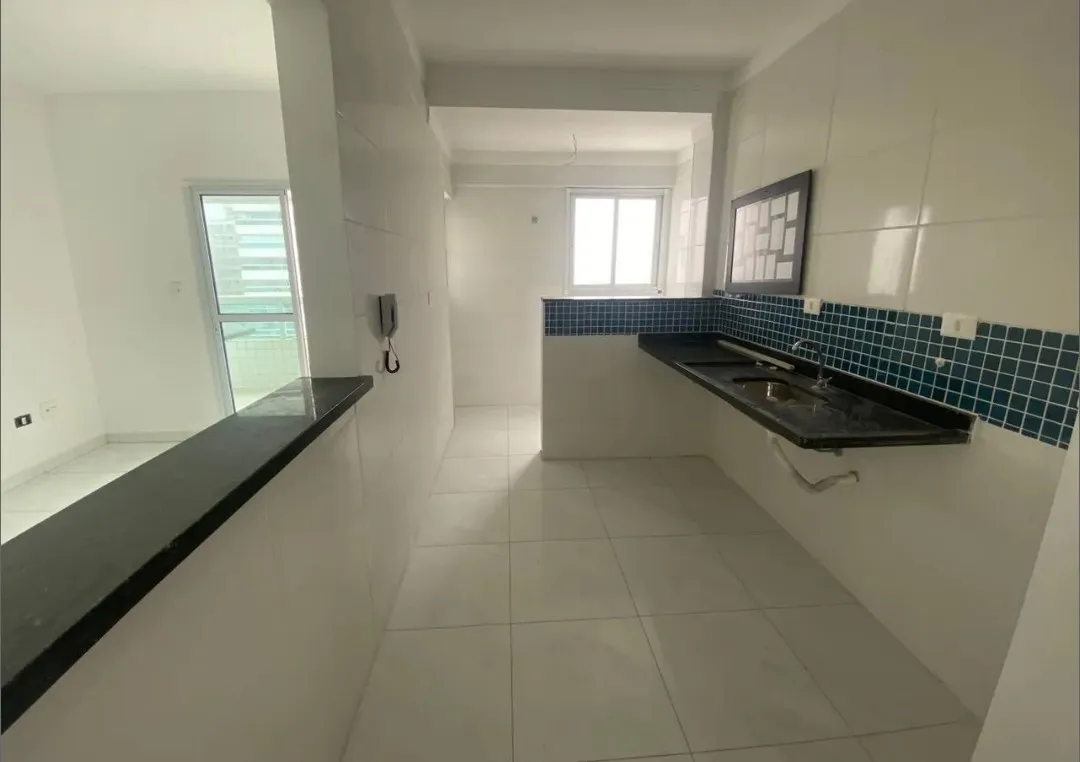 Imagem Espaçoso Apartamento na Praia Grande - AVIAÇÃO - NOVO