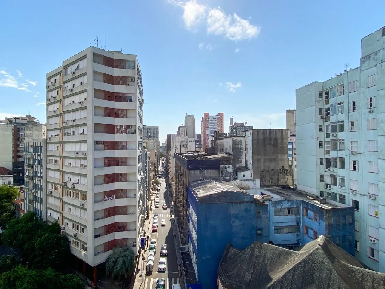 Imagem APARTAMENTO DE FRENTE, 1 DORMITÓRIO COM VAGA DE GARAGEM NA DUQUE
