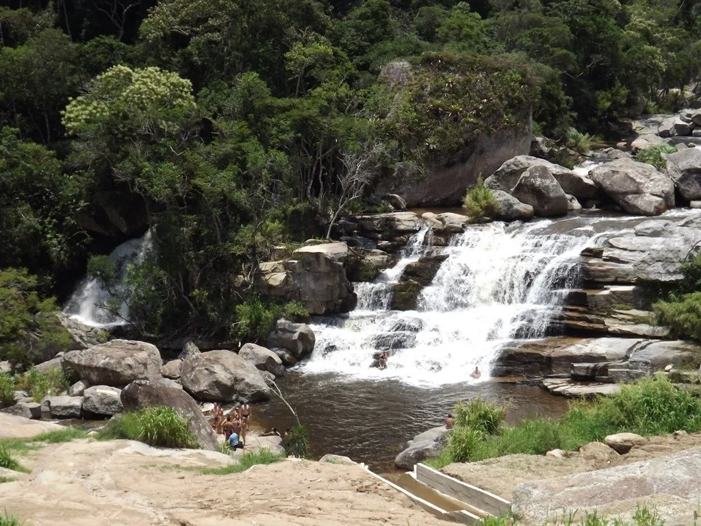 Imagem Terreno em Condomínio para Venda em Teresópolis / RJ no bairro Bonsucesso