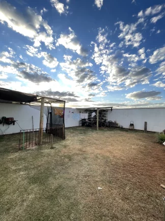 Imagem Casa à venda em Goianésia/GO