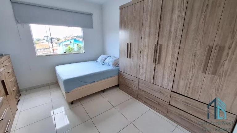 Imagem Casa 03 quartos c/suíte, área de lazer, churrasqueira, 04 vagas no Bairro Alto em Curitiba PR