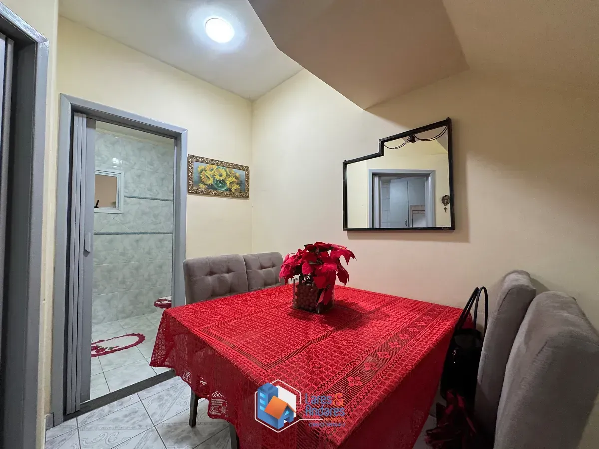 Imagem Sobrado para venda em Jardim Independência com 3 quartos, 90m²