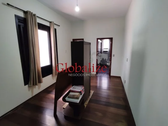 Imagem Sobrado à venda com 4 dormitórios e até 7 vagas, no bairro da Pompéia em Santos por R$ 2.900.000,00