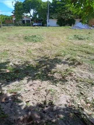 Imagem Terreno em Condomínio de Luxo em Catu de Abrantes - 700m² - Camaçari-BA