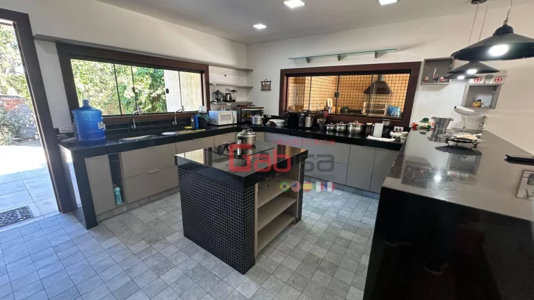 Imagem Linda Casa Alto Padrão em Geribá - Búzios RJ