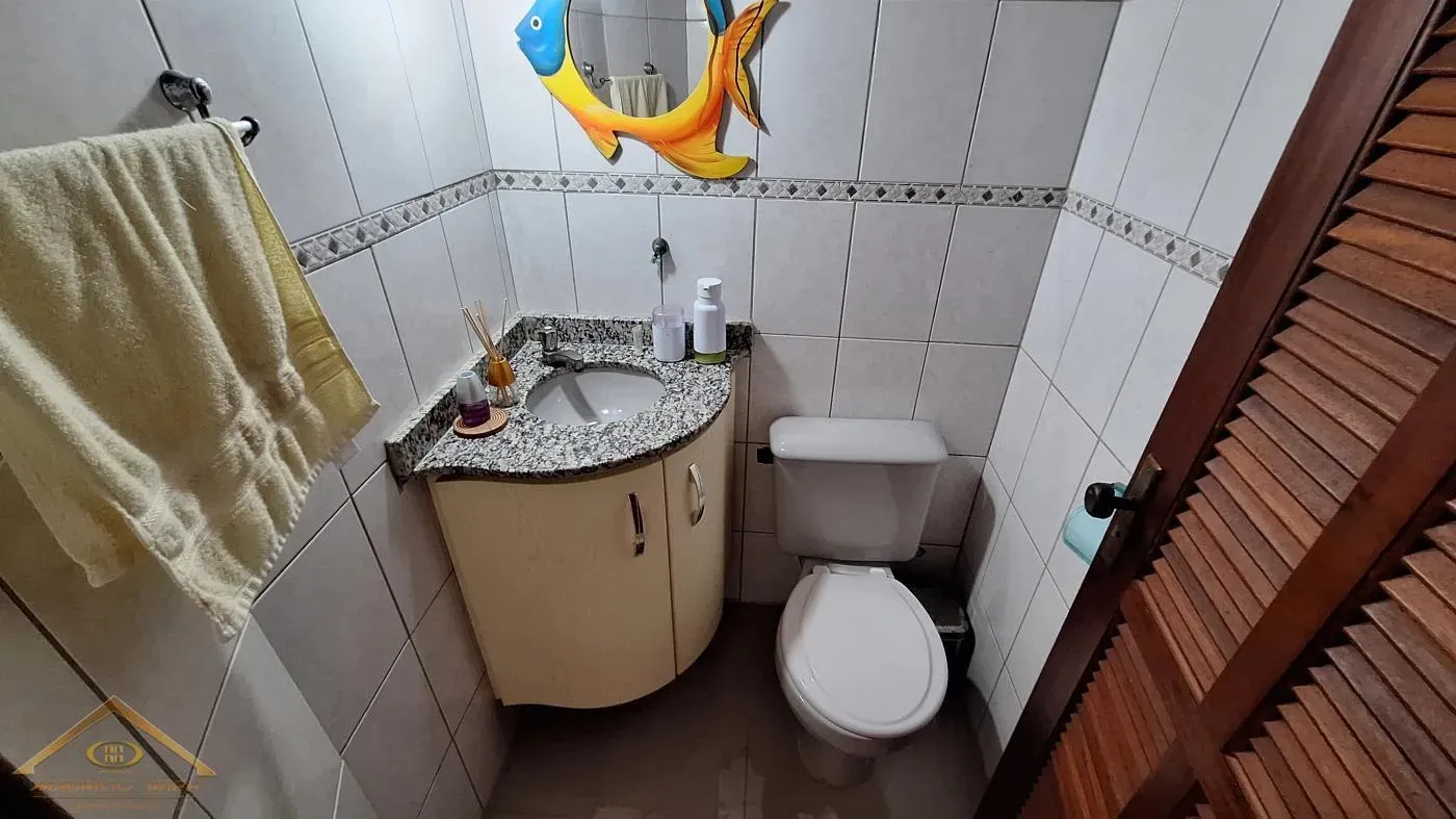 Imagem Casa em Condomínio para Venda em Cabo Frio / RJ no bairro Ogiva