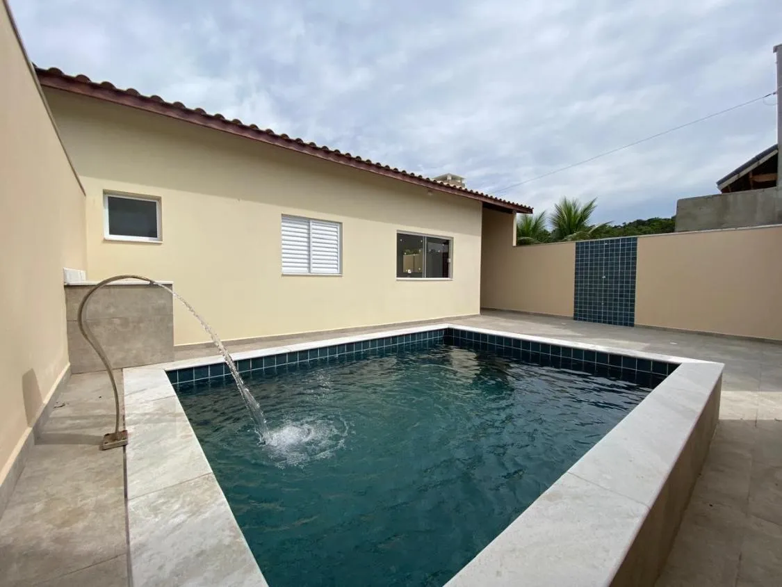 Imagem LINDA CASA NOVA COM PISCINA A 700 METROS DO MAR NO CIBRATEL II
