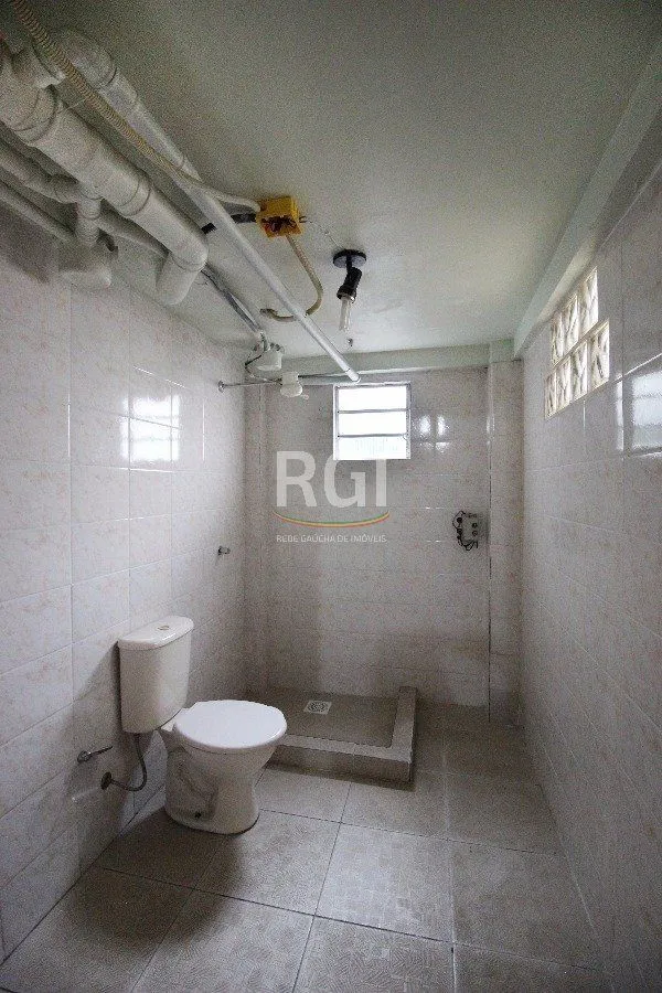 Imagem Casa para Venda - 280m², 3 dormitórios, 2 vagas - Petrópolis