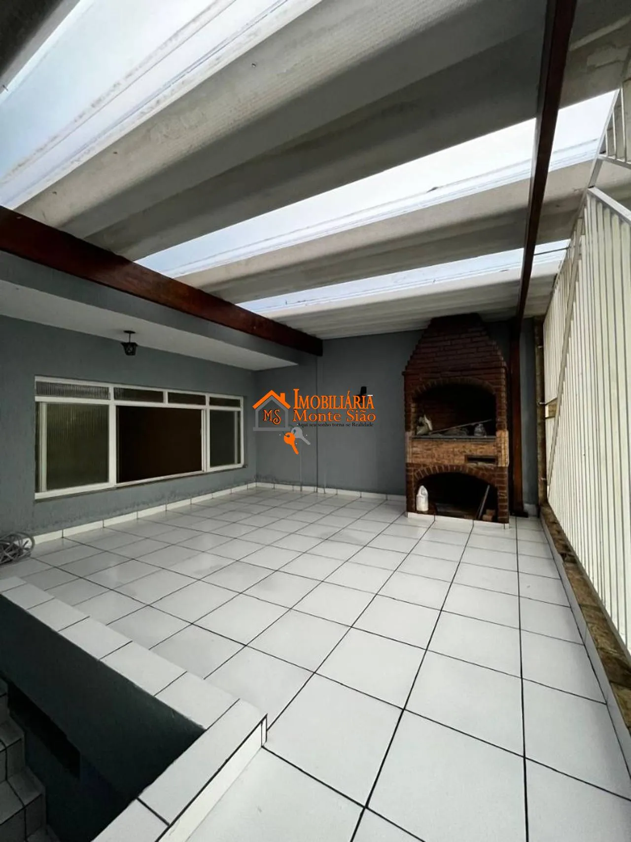 Imagem Sobrado com 4 dormitórios à venda, 238 m² por R$ 640.000,00 - Vila Galvão - Guarulhos/SP