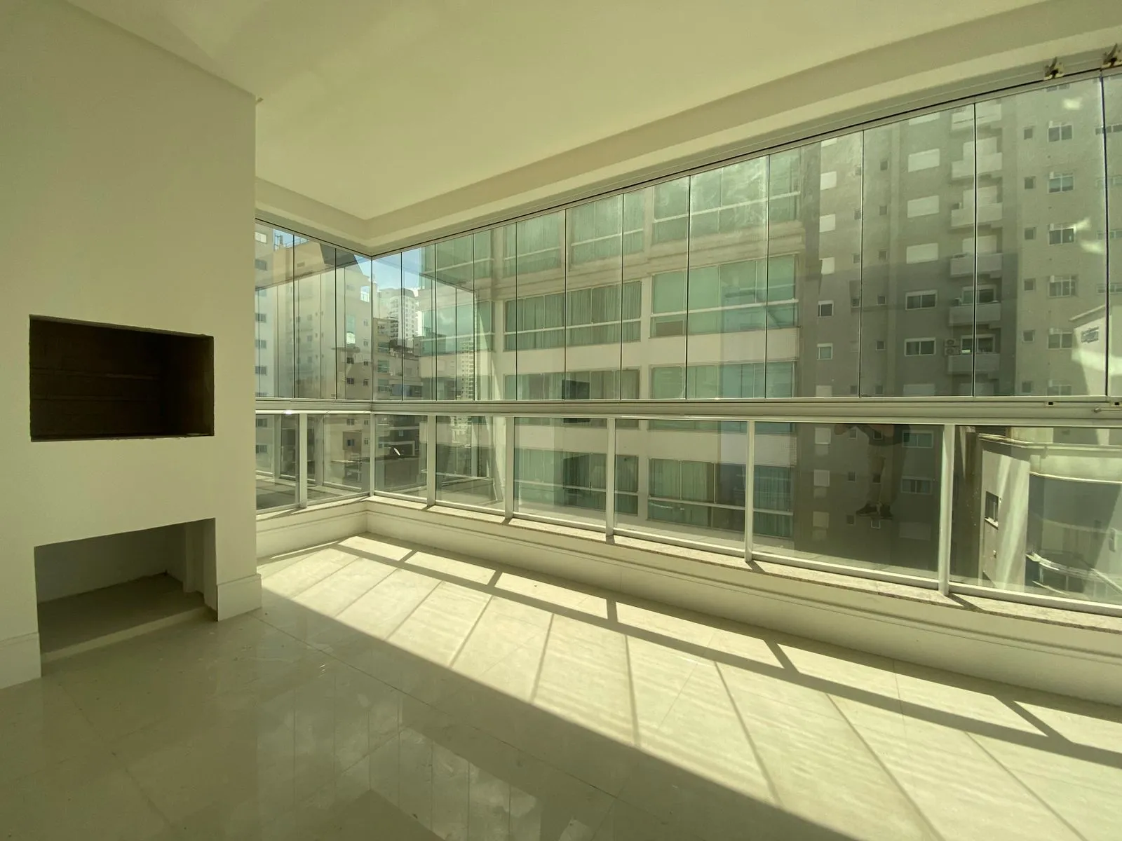 Imagem Apartamento à venda com 140m2 por R$ 3.400.000,00