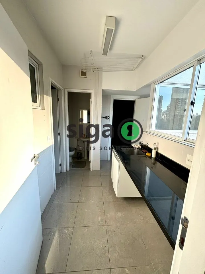 Imagem Apartamento Mobiliado à Venda no Panamby, 2 Suítes e 3 Vagas