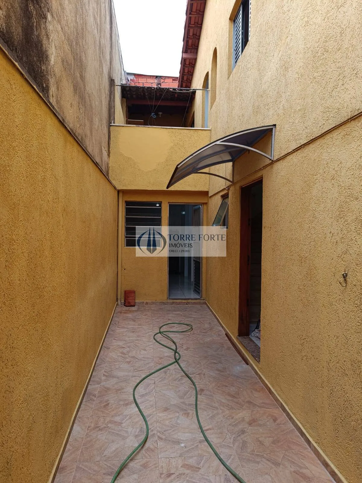 Imagem Linda Casa com 3 dormitórios, Próximo à estação São Mateus do Monotrilho